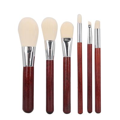 Make-up nástroje a doplňky – Štětce na make-up