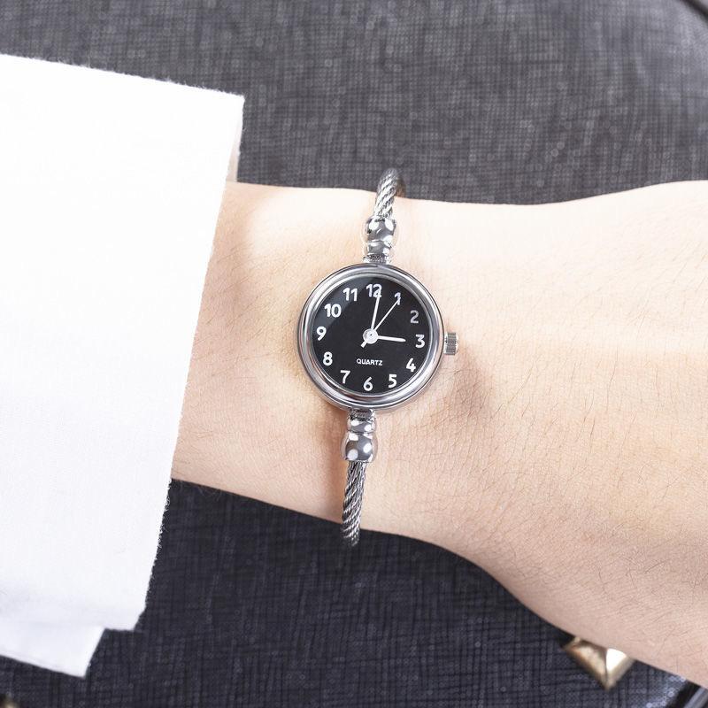 Women Watches Small Gold Bangle Bracelet Watch Stainless Steel Retro Ladies Quartz Wristwatch Clock Fashion Dress Watch