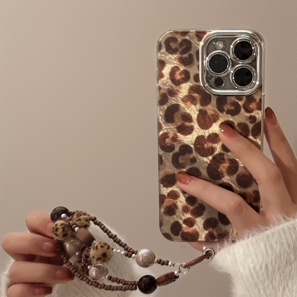 Retro Hot Girl Leopard Print Bracelet Apple 16 Mobile Phone Case IPhone 17 Suitable for 14pronax Light Luxury 13 Lens Film