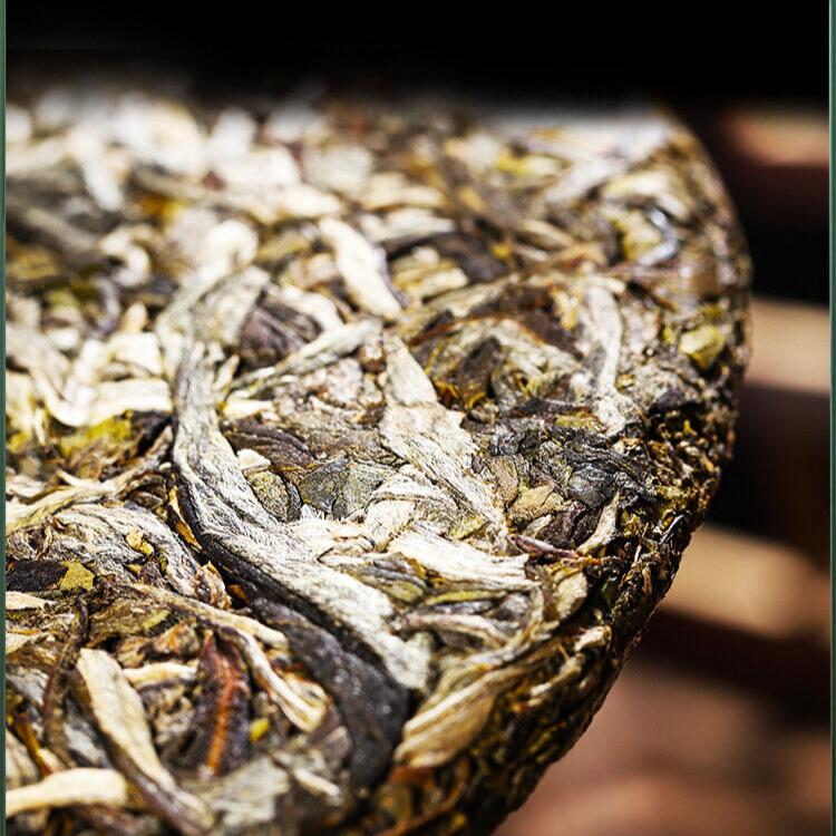 Pu'er tea raw tea 357g Yunnan Qizi cake tea