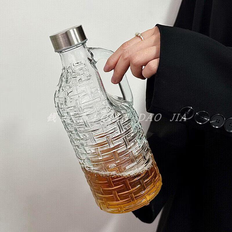 Sichun Glass Milk Bottle with Stainless Steel Lid