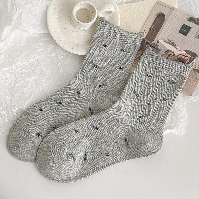 2026 Girls White Chunky Lace Floral Socks - Pure Cotton, Thin, Cute Mid-Calf, Japanese Style for Spring & Summer 35-40 One Size Pure Cotton/Seamless