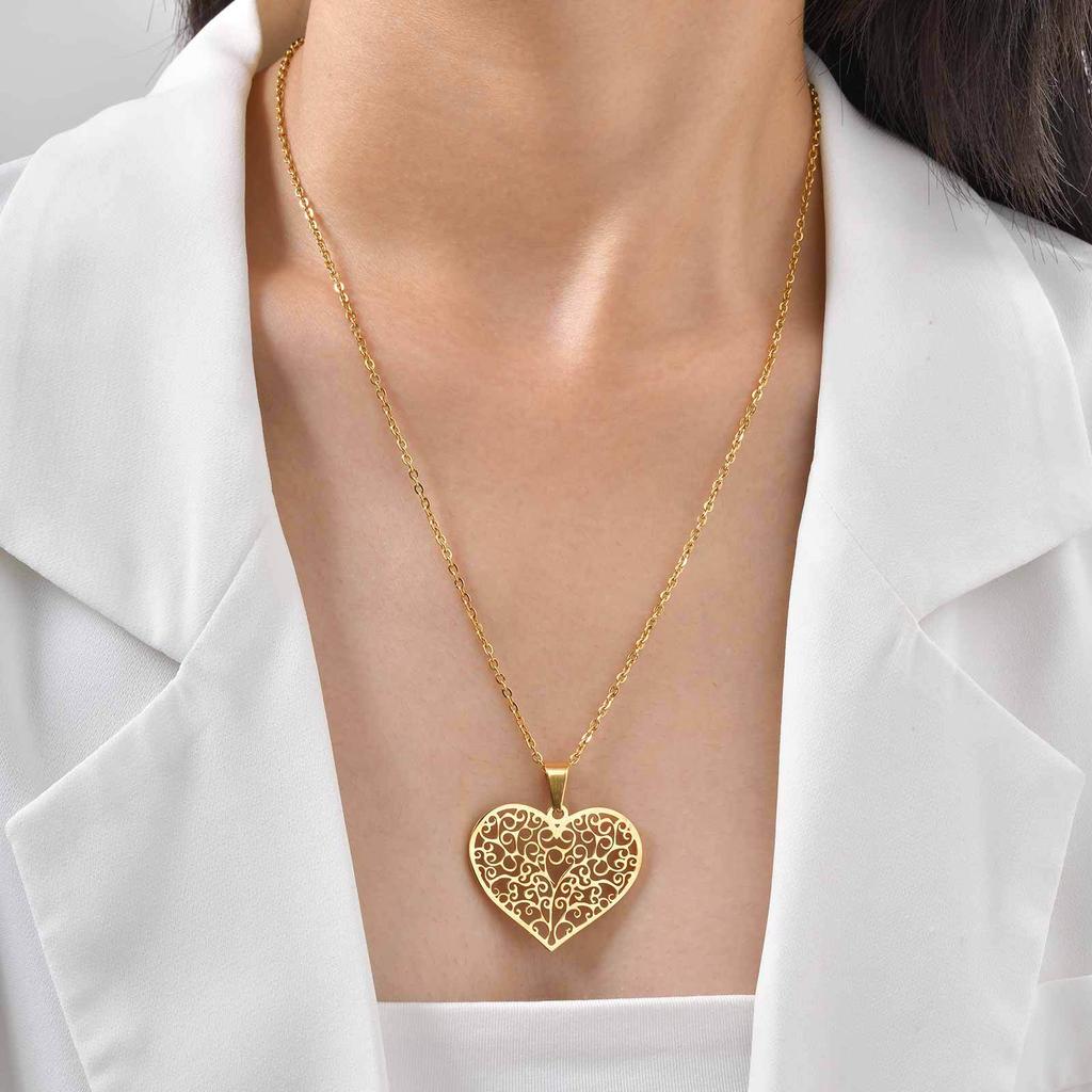 Ladies Personalized Stainless Steel Hollow Heart Tree Of Life Pendant Necklace Pn-2266