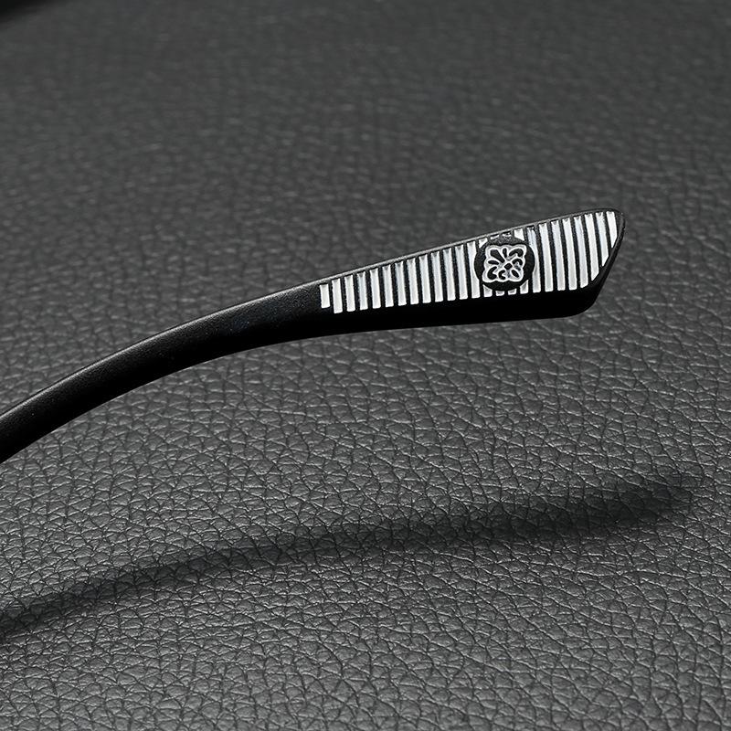 Fashion Black Frame Glasses Retro Square Anti-blue Light Flat Glasses Lightweight Non-Prescription Eyewear UV Protection Lenses