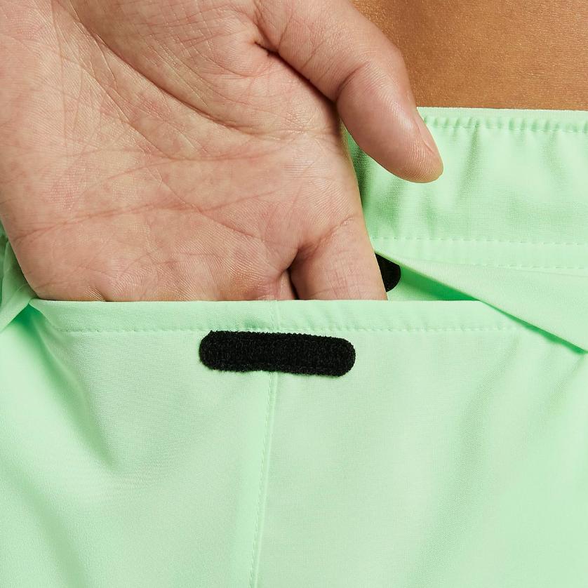 Nike Dri-FIT Challenger Solid Logo Reflective Design Casual Shorts Men shorts Steam-Green DV9360-376