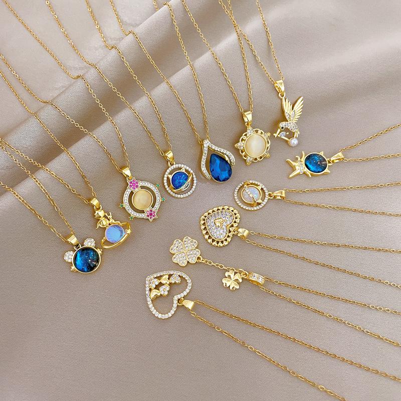 Copper Micro-Inlaid Cross Fashionable Light Luxury Temperament Gorgeous Full Diamond Necklace Female Versatile Collarbone Chain Titanium Steel