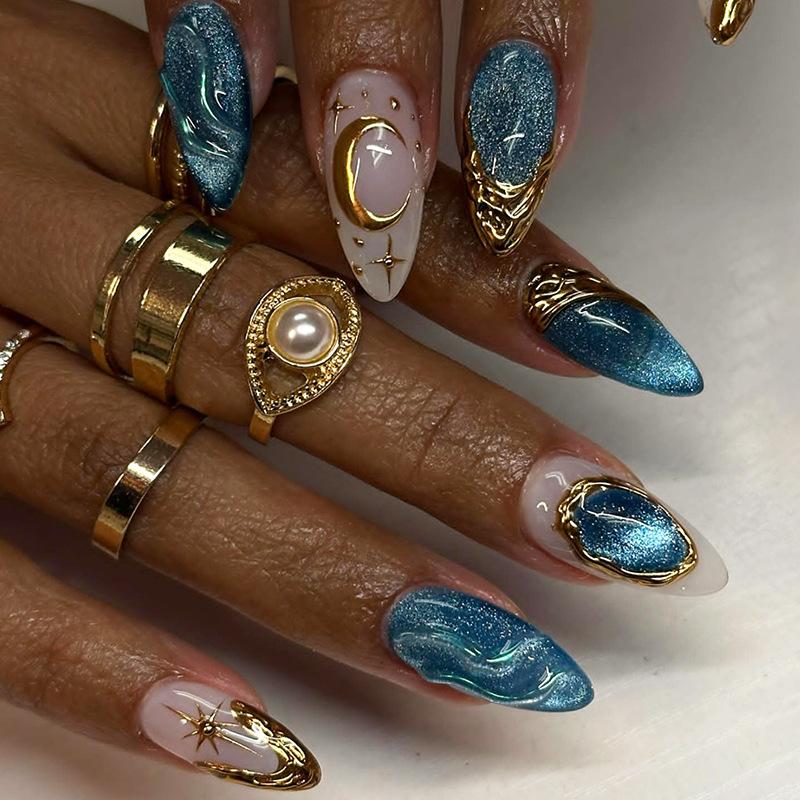 24 Stück Y2K Romantisch Blauverlauf Französische Spitze Gold Mond Stern Mandel Press-On Nägel Falsche Nagelspitzen für Damen