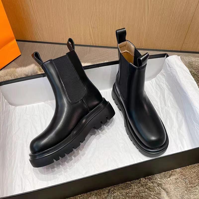 Platform Martin Boots Women's Spring and Autumn New Short Boots Smoke Boots Chelsea Height Boots
