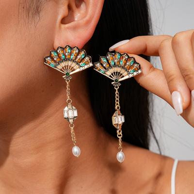 Medieval Style Diamond-set Imitation Pearl Fan-shaped Silver Needle Earrings Fashionable Light Luxury Earrings