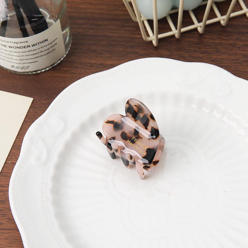 French Heart Hairpin: Chic Acetic Acid Half-Tied Clip, Stylish Shark Design for Women