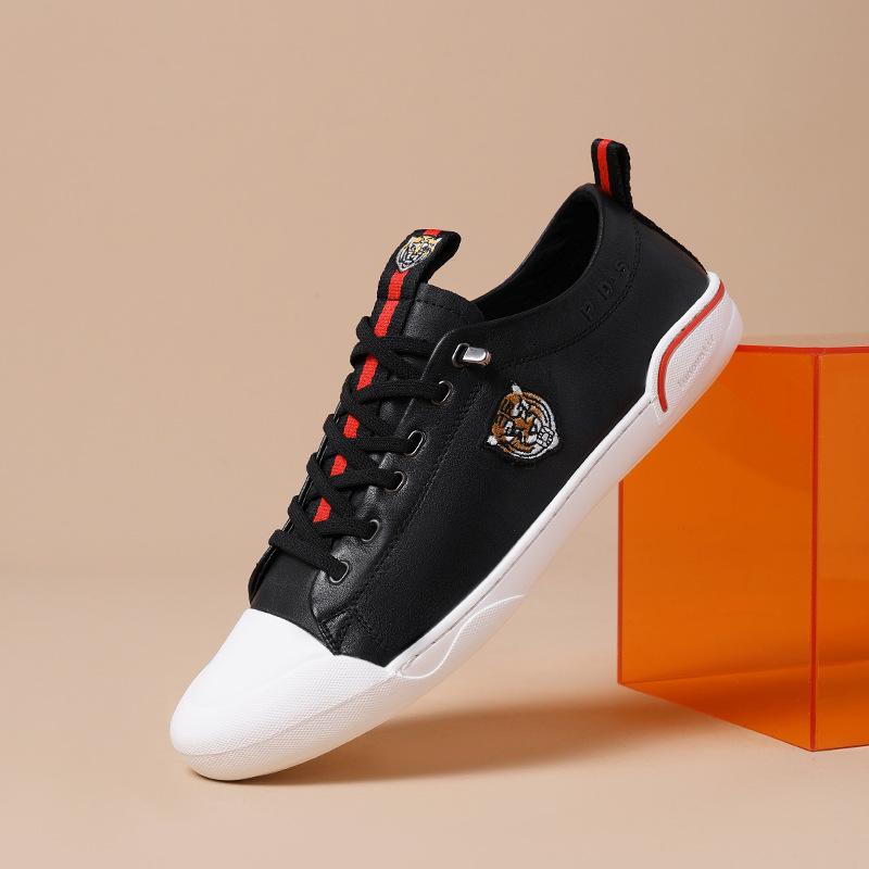 Trendy brand men's shoes spring and autumn new little white shoes men's foot casual loafers breathable one-pedal versatile fashion board shoes