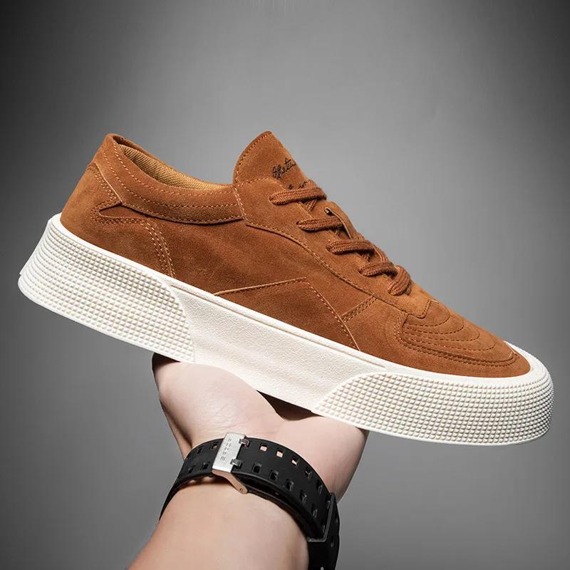 Fashion Men's Sneakers Thick-soled Vulcanized Shoes for Men Designer Low Top Jogging Men Sports Shoes Trend Round Toe Skateboard Shoes