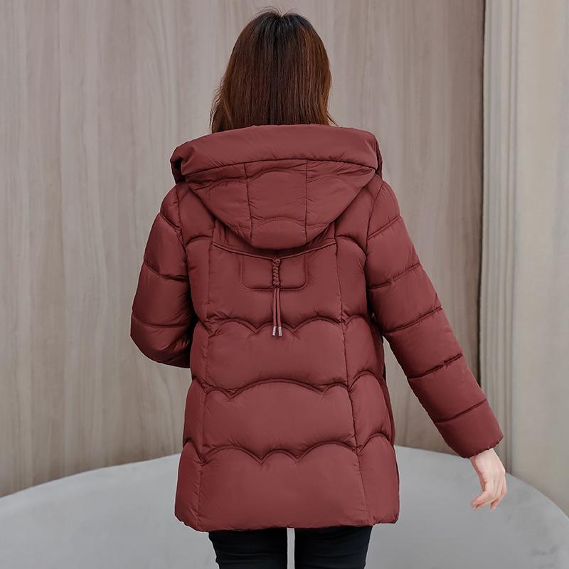 2025 Winter Women's Plus-Size Mid-Length Cotton Jacket - Warm and Fashionable for Mothers