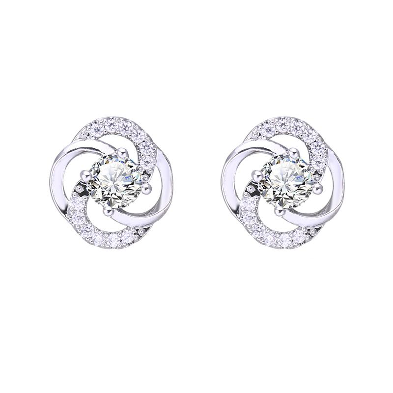 Bettyue Tiny Flower Appearance Cz Noble Earring For Women &Girls Exquisite Decoration In Bridal Wedding Party Fashion Jewelry