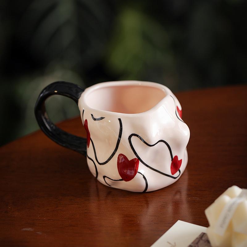 

Hand-squeezed red love ceramic mug, household large-capacity water cup, breakfast cup, Valentine s Day couple cup Approx. 500ml