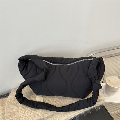 2025 Retro Shoulder Bag Winter Women's Messenger Bag Versatile Fashion Large Capacity Casual Nylon Dumpling Bag