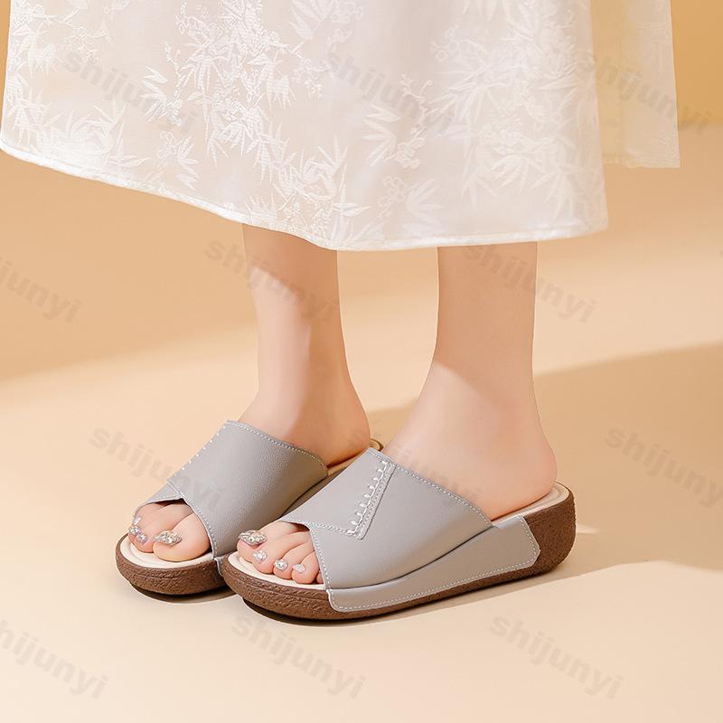 Fashion Women Leather Slippers Wedge Summer Comfortable Breathable Soft Fashion Outdoor Platform Slippers High-quality Women's Shoes