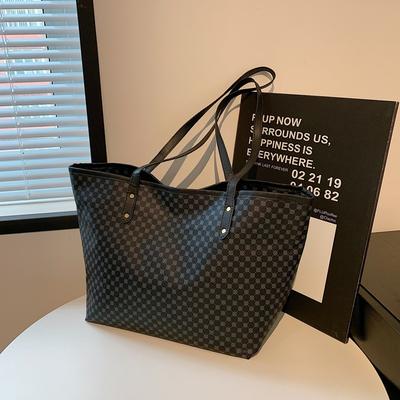New Trendy Personality Niche Design Shoulder Bag Beautiful Hand Bag Women's Large-capacity Tote Bag