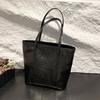 European Retro Crocodile Print Faux Leather Tote Bag for Women, Spacious Vintage Style Shoulder Handbag, Casual Daily Commute Work Bag CLE