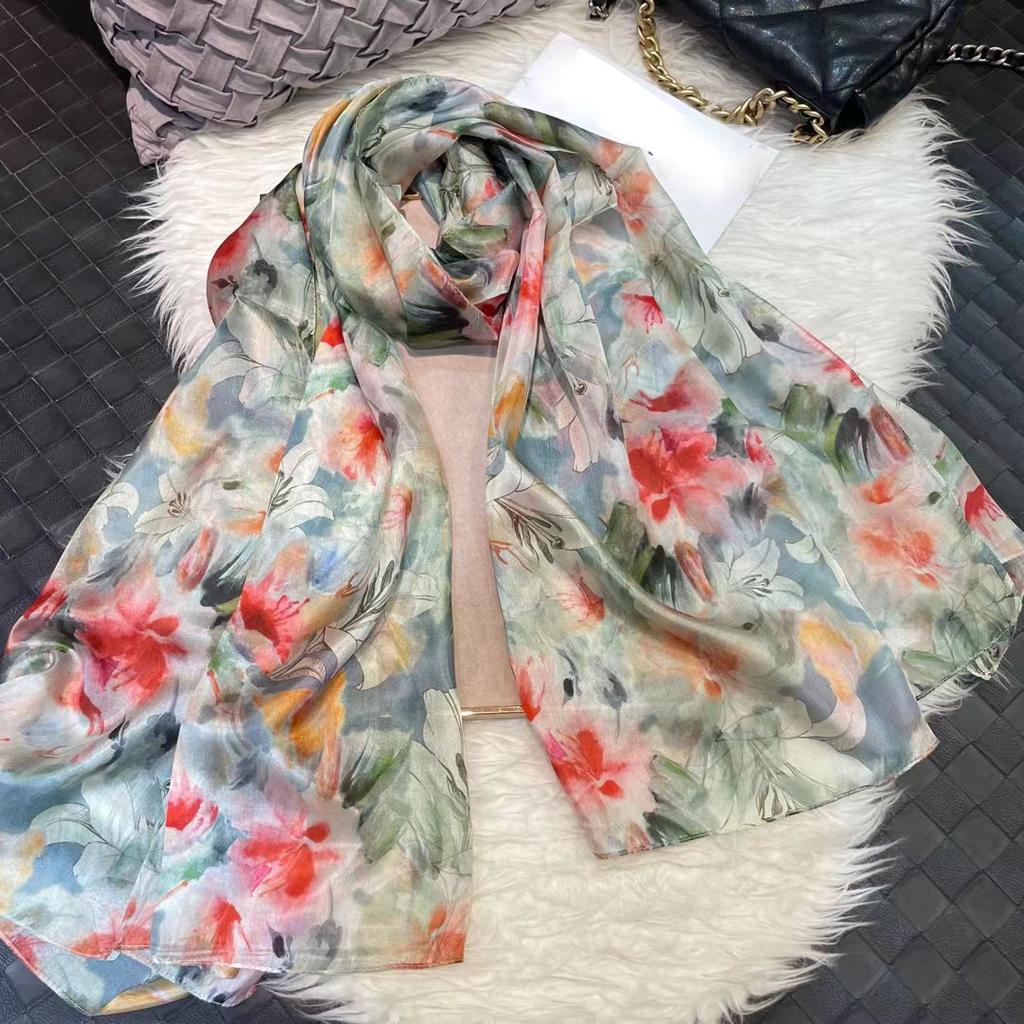 Ultralarge Spring Fall 100% Mulberry Silk Scarf Beach Wrap Brand Female Long Scarves New Red Floral Silk Scarf Shawl