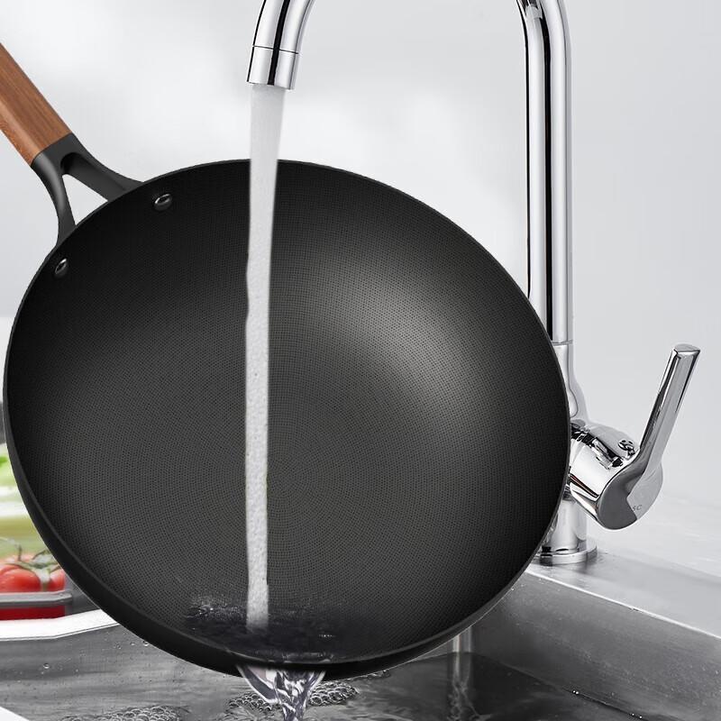 Kangbakh Titanium Non-stick Cookware Set