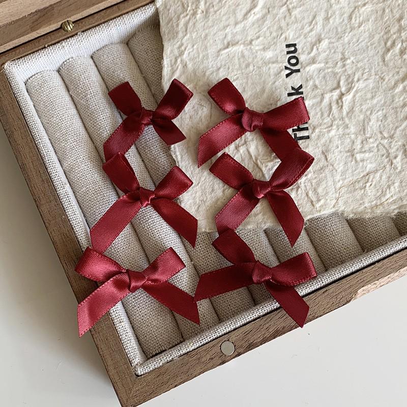 Однотонная мини-заколка-бантик для женщин