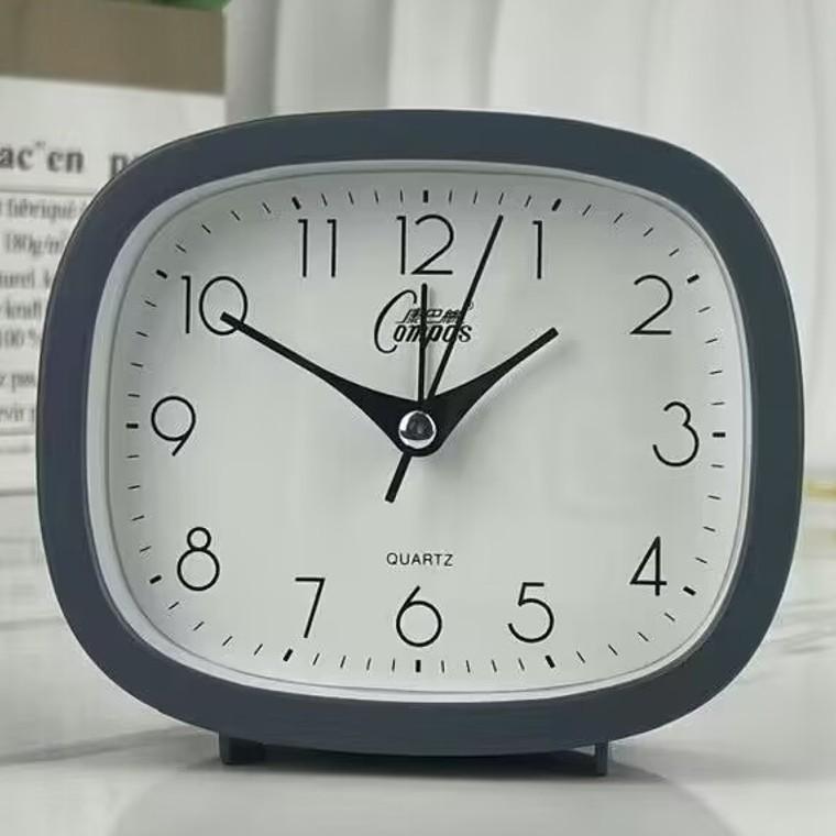 Large Digital Silent Elderly Alarm Clock Simple Square Clock Student Dormitory Table Desktop Bedside Clock