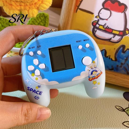 Klassischer Schlüsselanhänger Mini-Handheld-Spiel Retro-Joystick-Spielzeuganhänger für Taschen Vintage-inspirierte Rucksäcke Kreatives Elektronisches Gadget Neuheitengeschenk Kinder