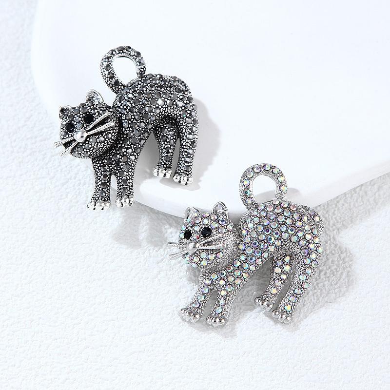 1Pcs Versatile Kitty Animal Pins Badge Jewelry Decoration For Women Men Unisex Cartoon Cute Cat Lover Brooch