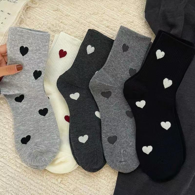 5 Pairs Woman Socks Autumn Winter Warm Breathable Sock Cute Heart Fashion Funny Gift Female Middle Tube Casual Socks