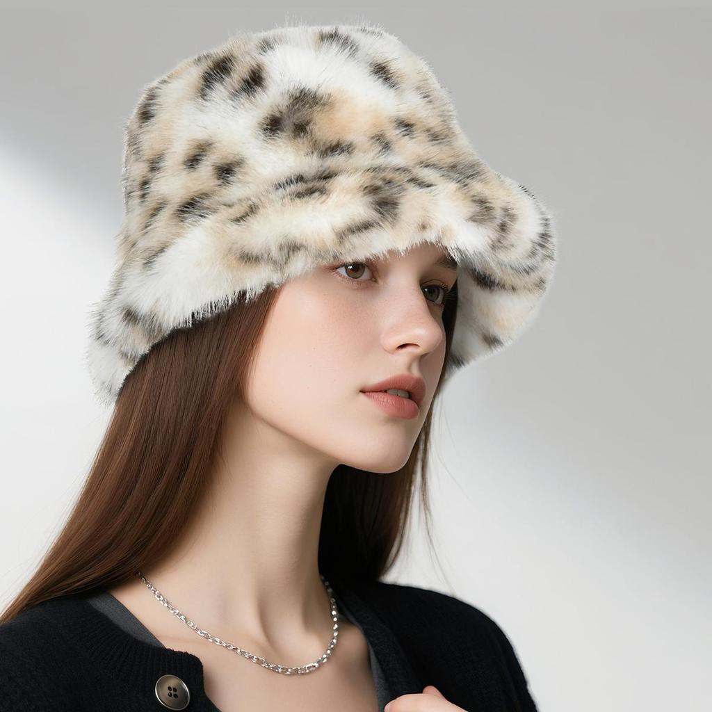 A European and American style fisherman hat imitating mink environmentally friendly fur fisherman hat for women in winter spotted patterns