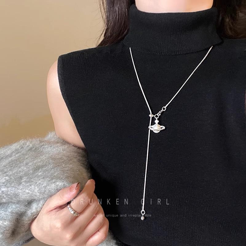 Elegant Stacked Pearl Necklace for Women - High-End Autumn/Winter Accessory with a Stylish Sweater Chain Design