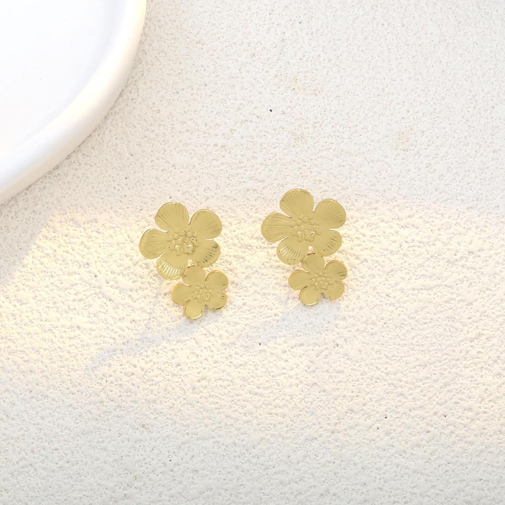High-End Metal Heart Butterfly Flower Earrings with Exaggerated Pleated Texture