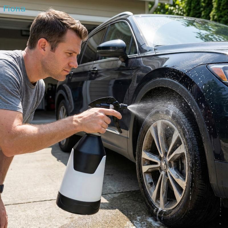 Pressurized Spray Bottle for Car Detailing,650/900ML Leak-Proof Hand Pump Sprayer for Wheel Cleaning & Gardening