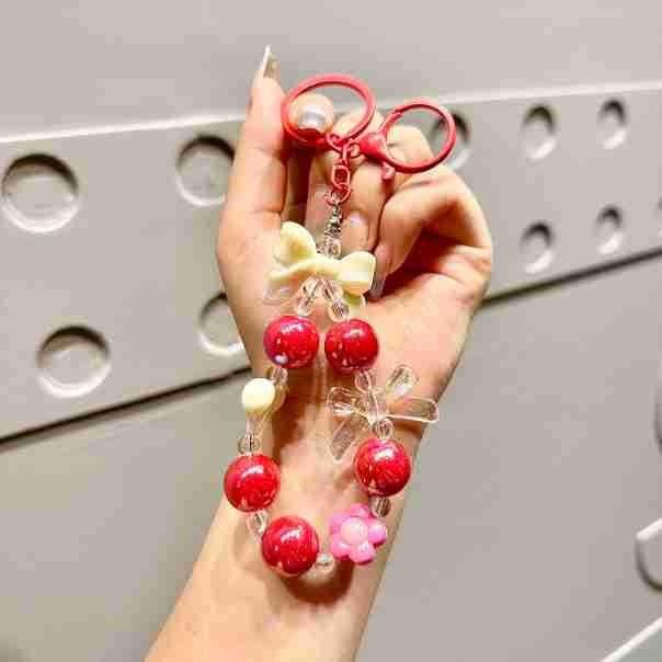 Rabbit Resin Trendy Candy Colored Bow Knot Heart Bead Keychain For Fashionable Gifts