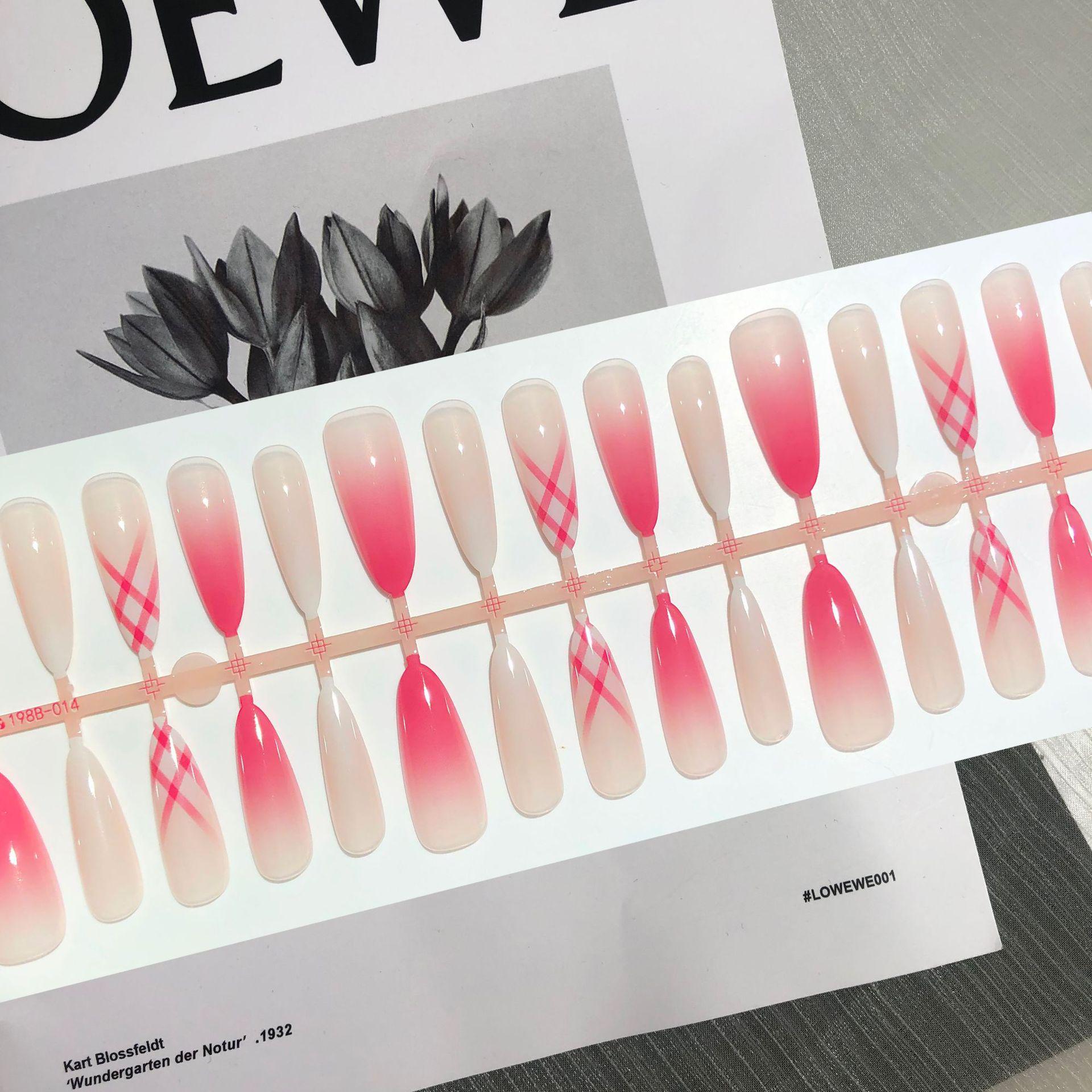 

Девичьи акварельные градиентные накладные ногти: Длинные миндальные наклейки в клетку, 30 штук