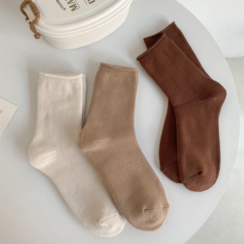 5 Pairs of New Women's Autumn and Winter Collection of Artistic and Retro Warm Cotton Rolled Up and Thickened Loop Socks