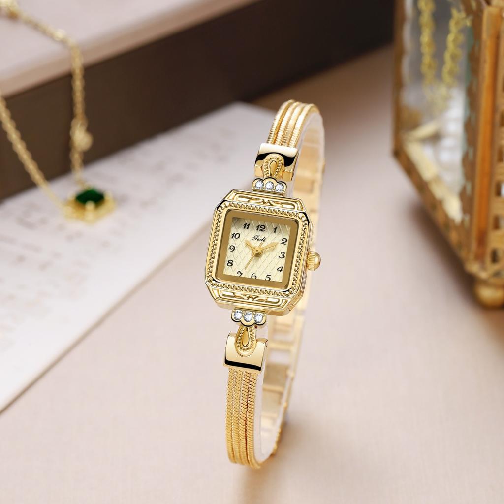 Ladies Light Luxury High-End Watch Retro Copper Imitation Snake Strap Watch Square Plate Antique High-Value Watch