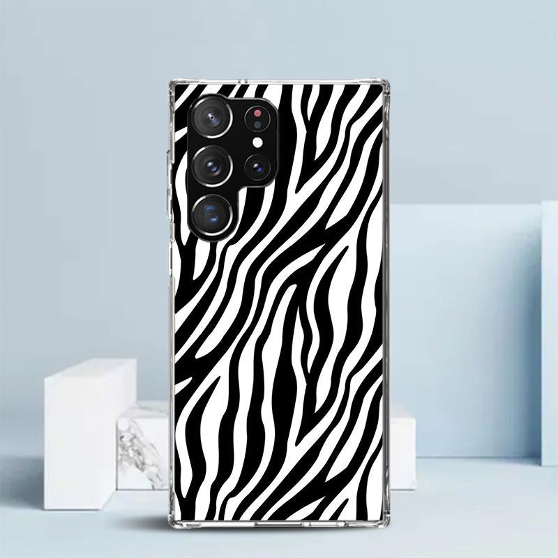 Zebra Stripe Black White Phone Case For Samsung Galaxy S24 S25 Edge S26 Ultra S22 S23 Plus S21 + S20 FE Soft TPU Back Cover Gala