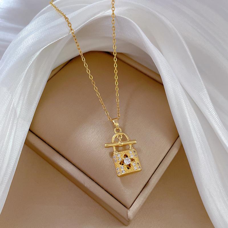 Lucky Lock Light Luxury Temperament Gorgeous Full Diamond Necklace Female Versatile Collarbone Chain Titanium Steel Chain