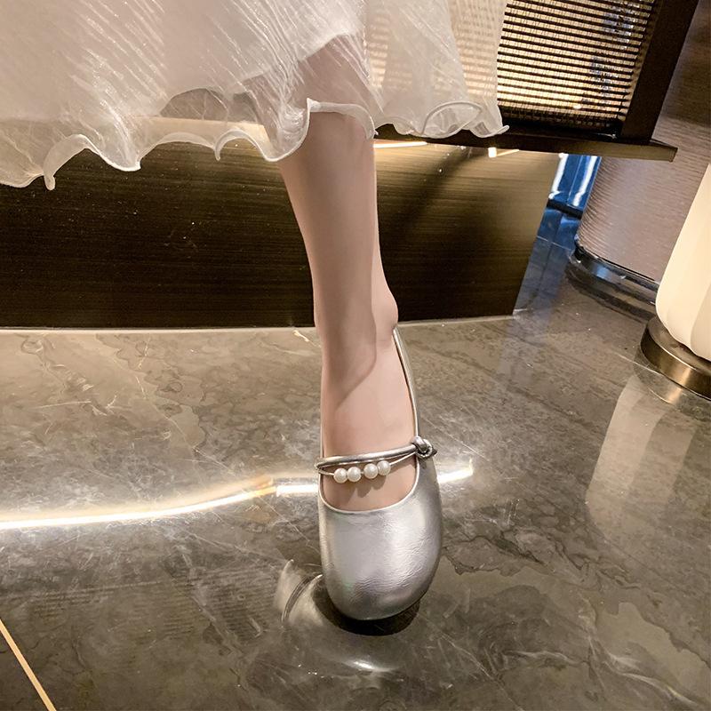 Flat-bottomed Fairy Wind Gentle Single Shoes Female Summer 2025 New Versatile Skirt Shoes One Pedal Doudou Shoes