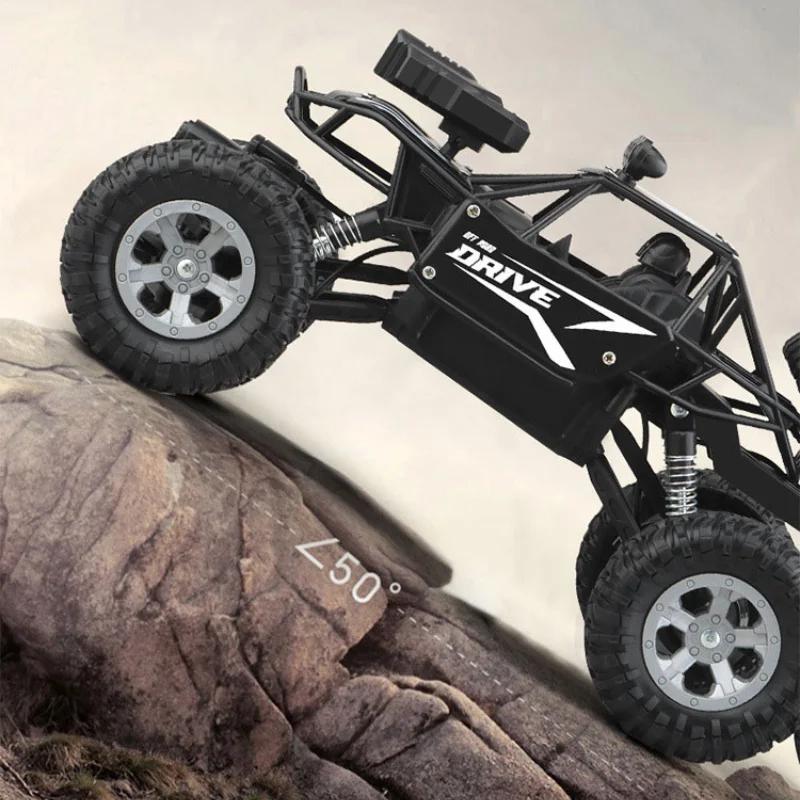 1: 18 Six Wheel Drive Rc Car Cross-Country Climbing Spray Racing Car Remote Control Electric Car Fall Resistant Boy Toy Gift