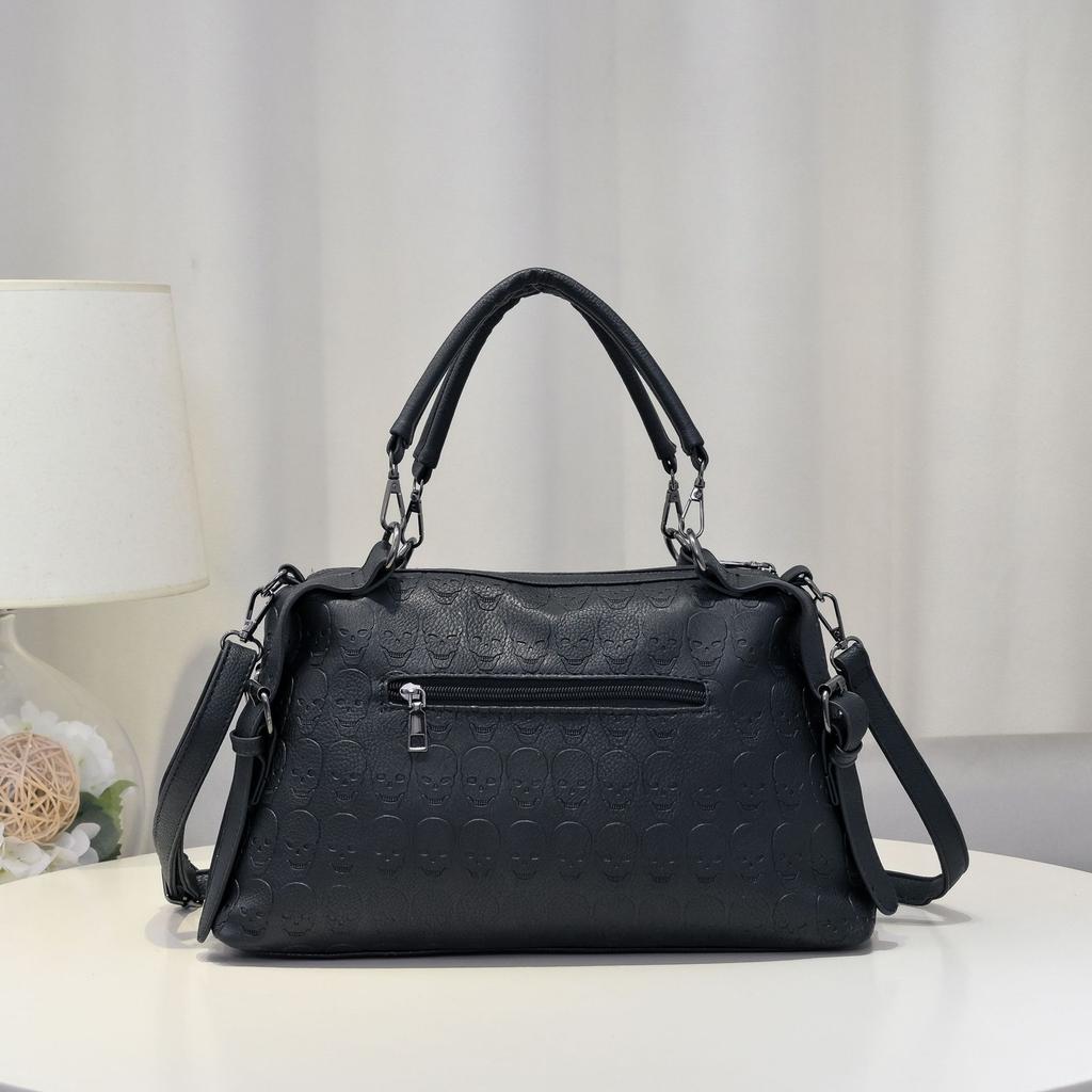 Trendy and Versatile Skull Head Bag, New European and American Minimalist Rivet Tote Bag, Stylish Handheld Shoulder Bag