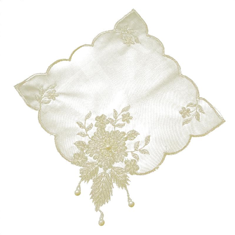 1Pc Embroidered Flowers Retro French Pearl Fresh Sweet Dust Cover Cloth Arts And Crafts Tea Table Mat Tablecloth