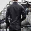 Cappotto in pelle PU da uomo versione coreana casual da uomo colletto alla coreana slim fit giacca in pelle da motociclista cappotto in PU da uomo giovanile