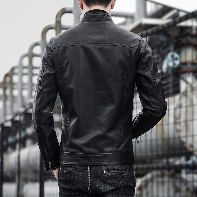 Cappotto in pelle PU da uomo versione coreana casual da uomo colletto alla coreana slim fit giacca in pelle da motociclista cappotto in PU da uomo giovanile