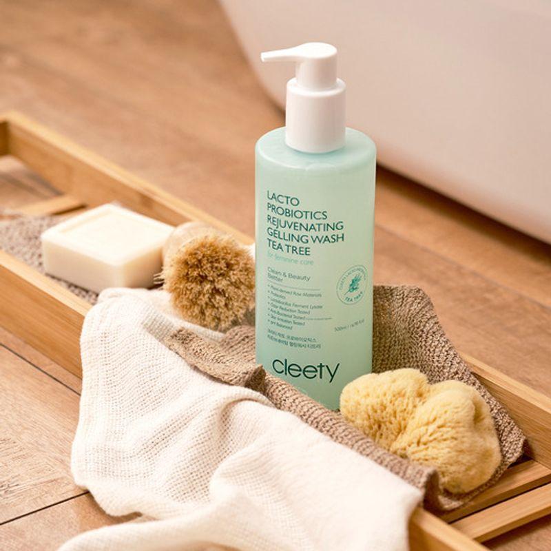 

Cleety Lacto Probiotics Rejuvenating Gelling Wash Tea Tree Feminine Cleanser 500ml Gelling Wash 500ml Tea Tree Scent