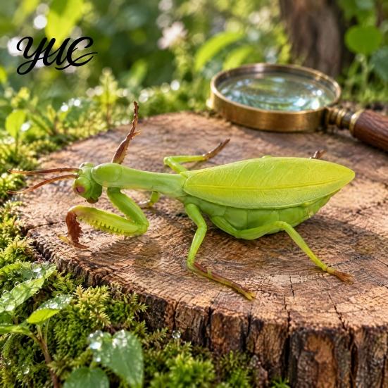 Decompression Insect Squishy Toy Realistic Toy, Stretchy Stress Relief Fidget Snail Bat TPR Material Squeeze Tools Locust Mantis Fly Mole Cricket