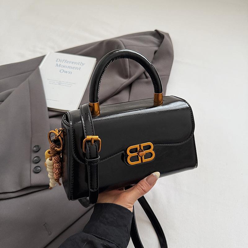 Autumn New Simple Portable Women's Bag Niche Fashion High Value Small Square Bag Shoulder Messenger Bag