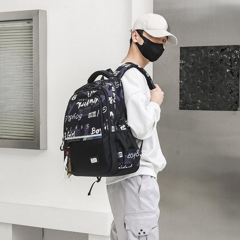 A Niche Casual Men's Backpack for Travel and Computer Backpack